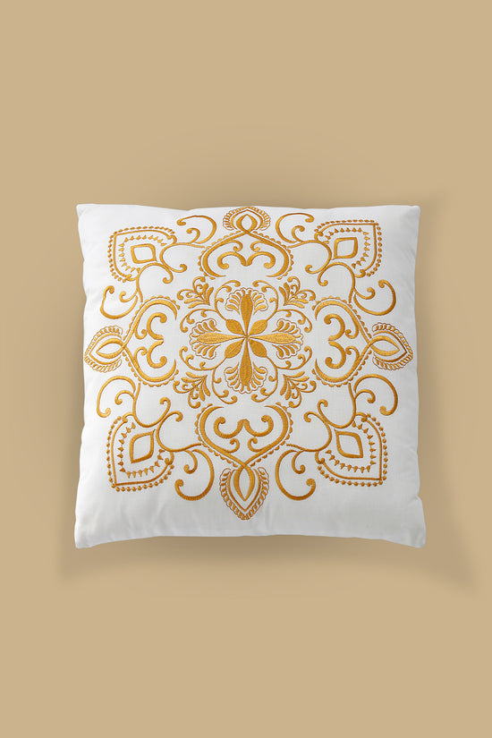 ZBN 23054 Embroidered Cushions